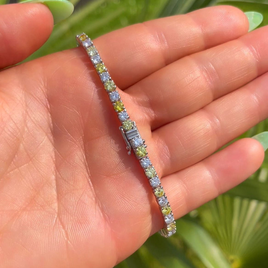Tennis Bracelet 5.5Ct Fancy Yellow and Clear Lab Diamond Platinum Casing