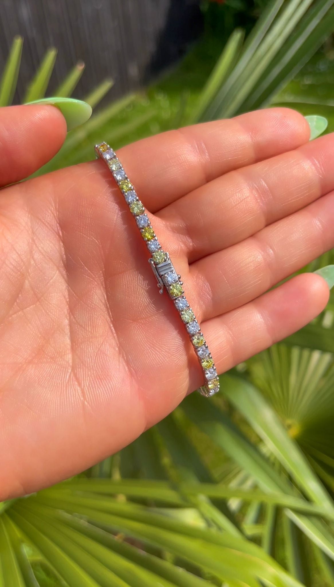 Tennis Bracelet 5.5Ct Fancy Yellow and Clear Lab Diamond Platinum Casing