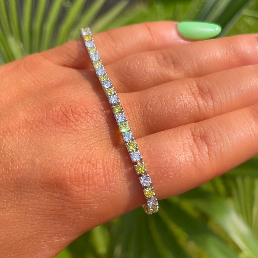 Tennis Bracelet 5.5Ct Fancy Yellow and Clear Lab Diamond Platinum Casing
