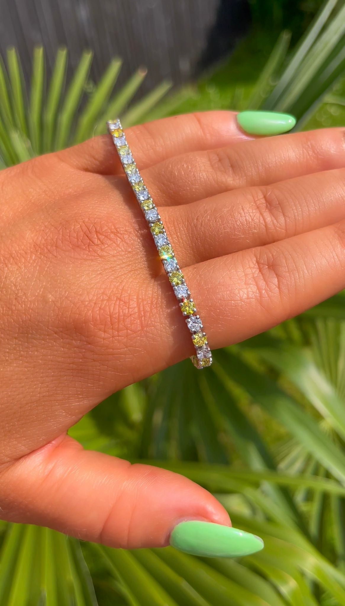 Tennis Bracelet 5.5Ct Fancy Yellow and Clear Lab Diamond Platinum Casing