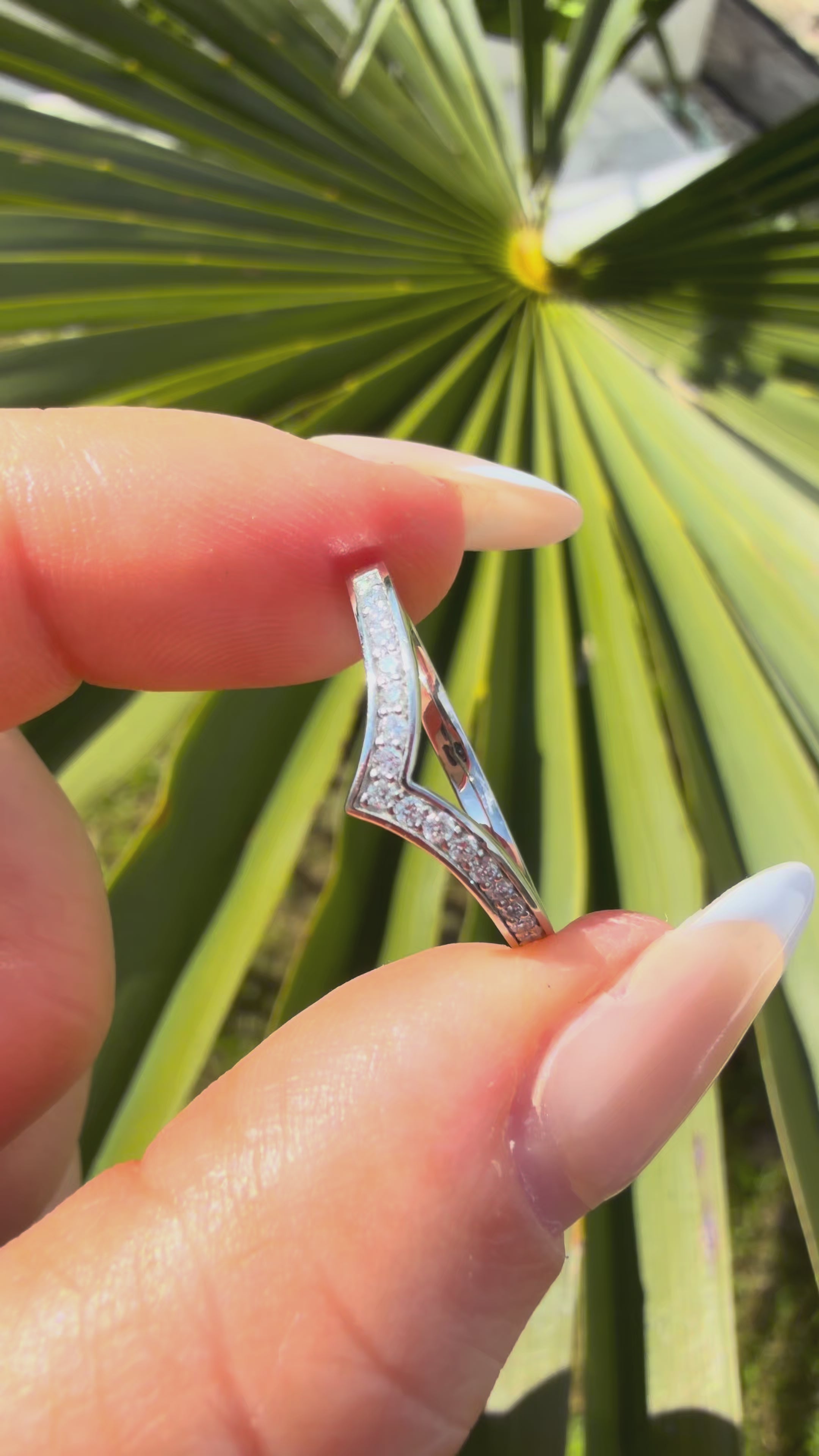 Platinum 0.2Ct Round Lab Grown Diamond Tappered Wedding Band