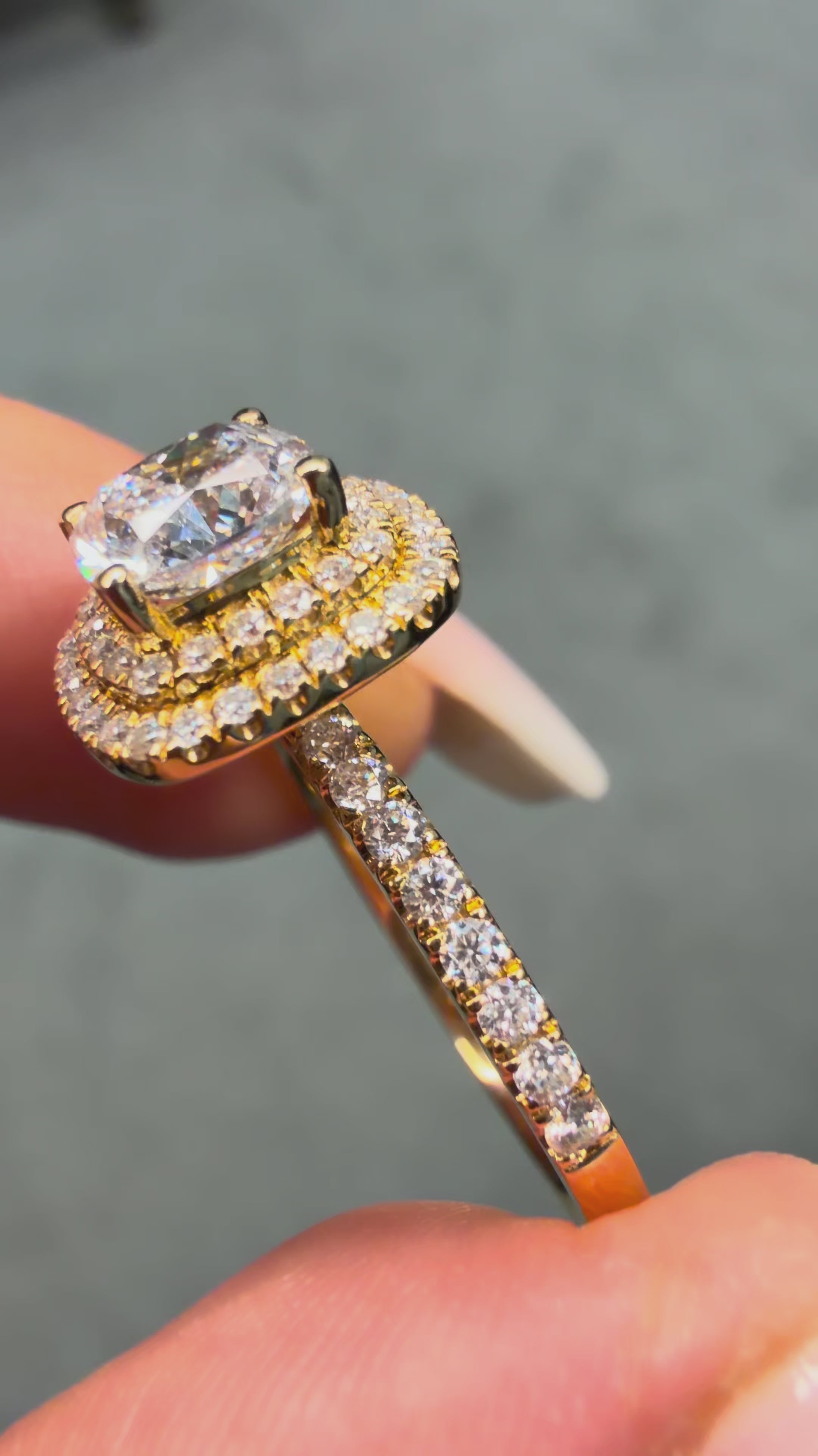 18K Yellow Gold 1.47Ct Cushion Lab Grown Diamond Floating Halo Ring