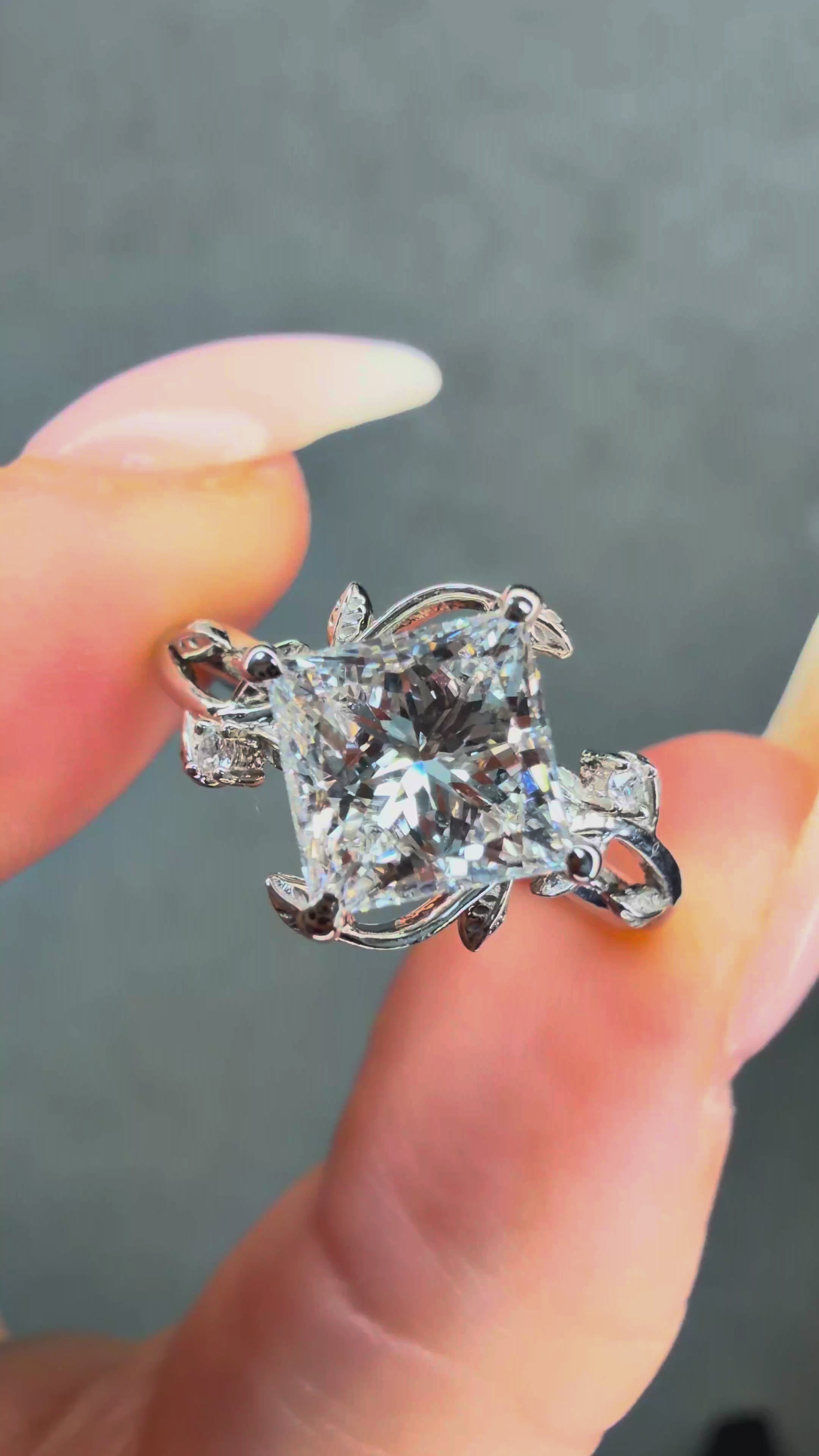 Princess In Wonderland 2.3Ct Lab Grown Diamond Platinum Ring Set